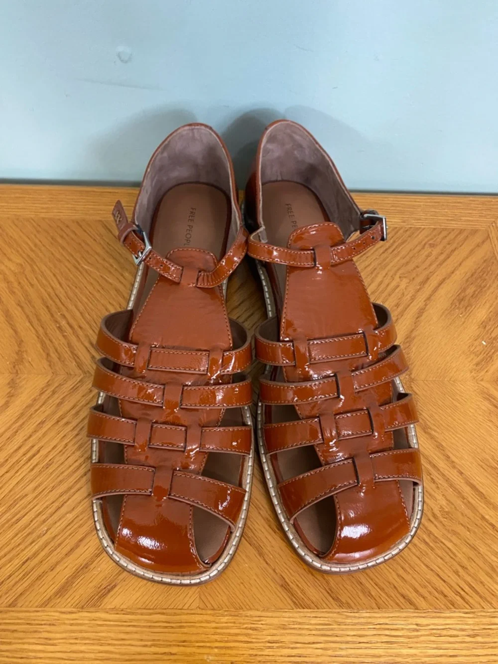 Free People Willow Fisherman Sandals‎ Brown Leather Patent Closed Toe Size 11